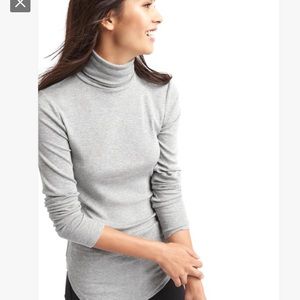 Long sleeve flattering top